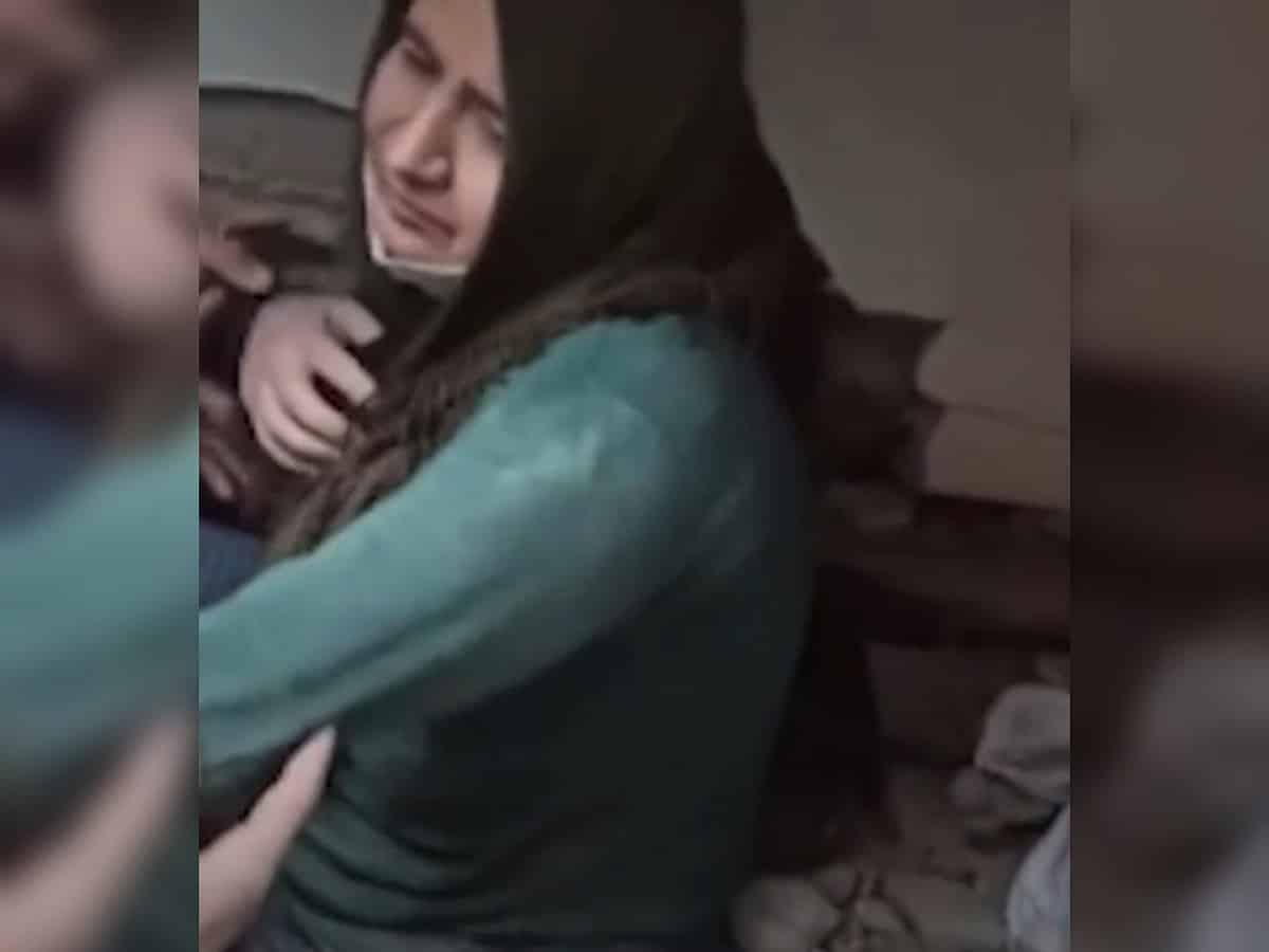 Turkey earthquake: Woman refuses to come out without headscarf