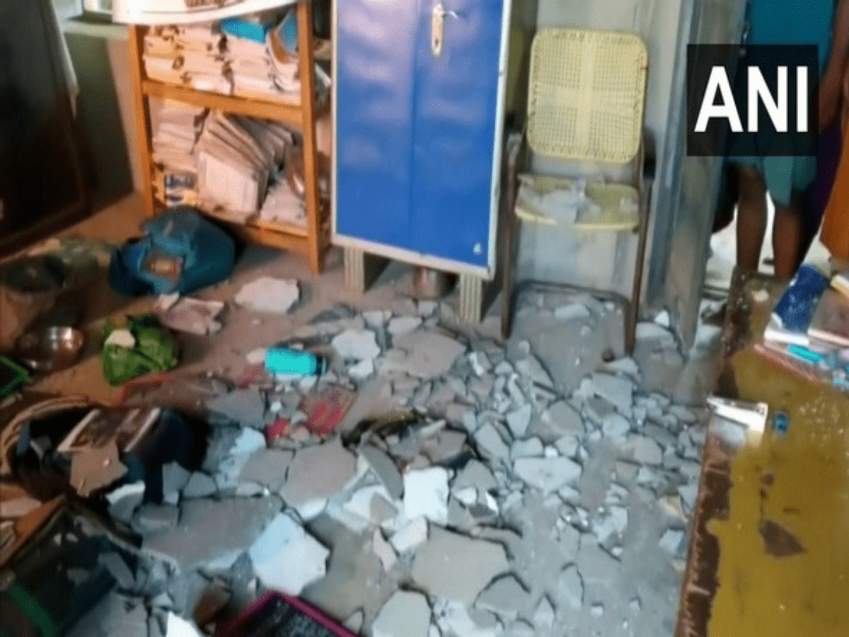 Andhra Pradesh: 3 students injured after school ceiling plaster falls in Visakhapatnam