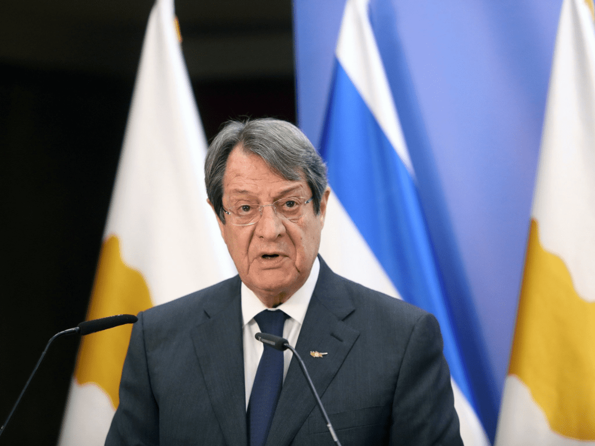 Cypriot President urges viable solution to Cyprus problem