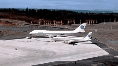 Boeing delivers last 747 jumbo jets