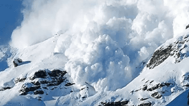Avalanches kill 8 in Austria