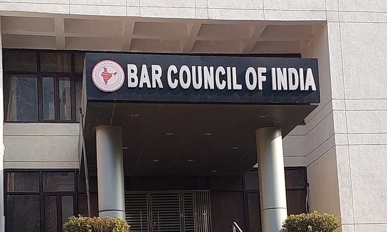 BCI recommends minimum stipend of 20K for junior lawyers