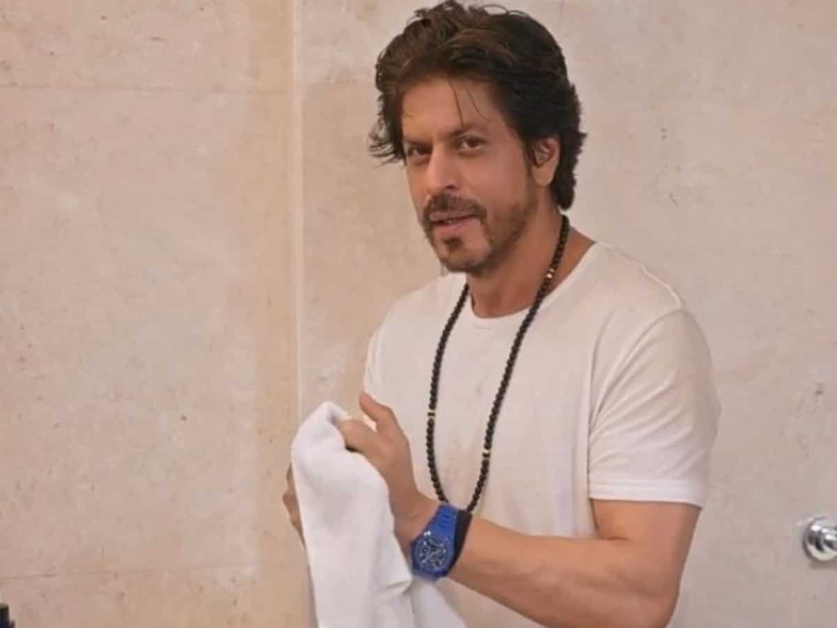 SRK's watch price can get you 2 luxurious flats in Hyderabad!
