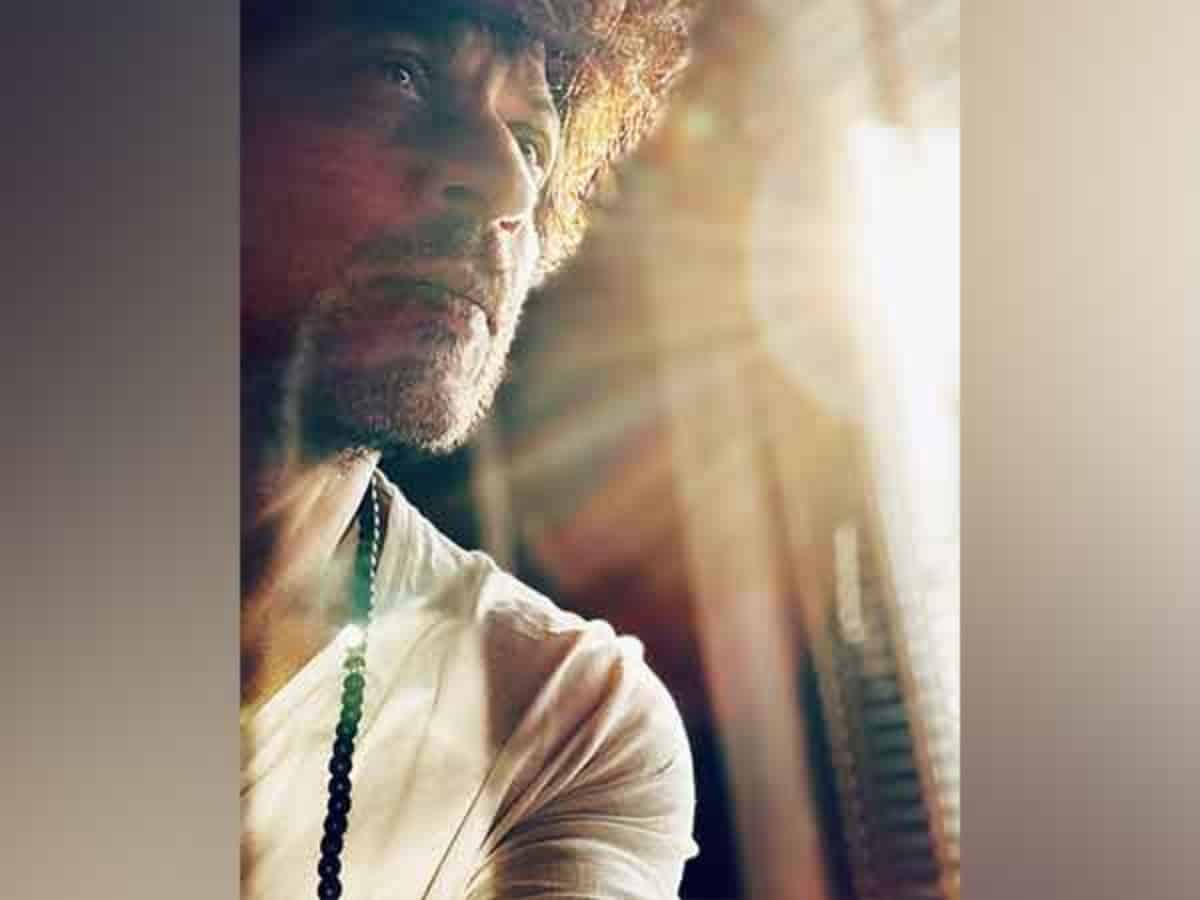 Shah Rukh Khan's new Instagram post goes viral