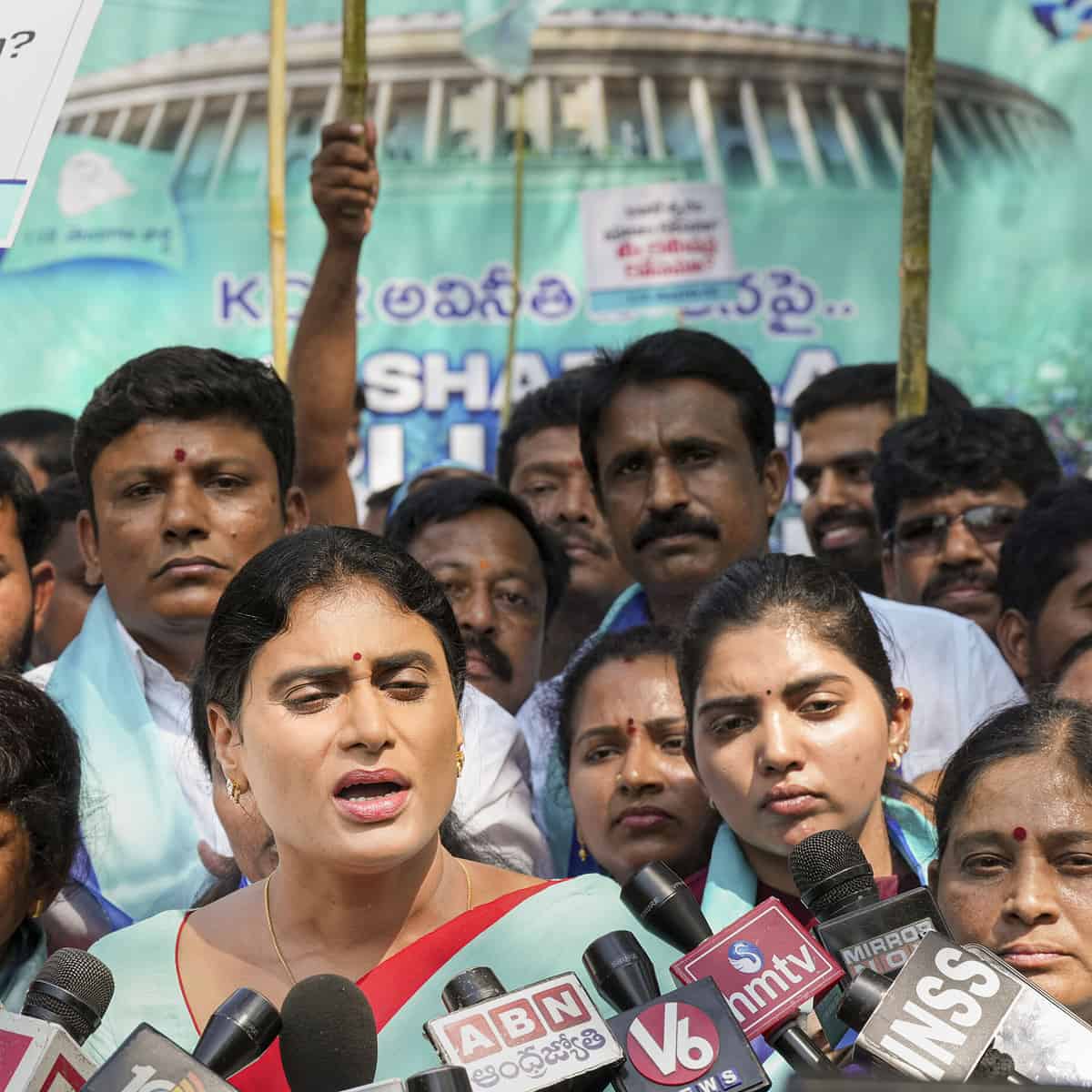 YSR Sharmila protests in Delhi