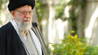 Iran's Khamenei: Nothing wrong with reaching nuke deal with west