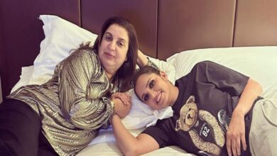 Farah Khan "chills" with friend Sania Mirza after her emotional farewell match
