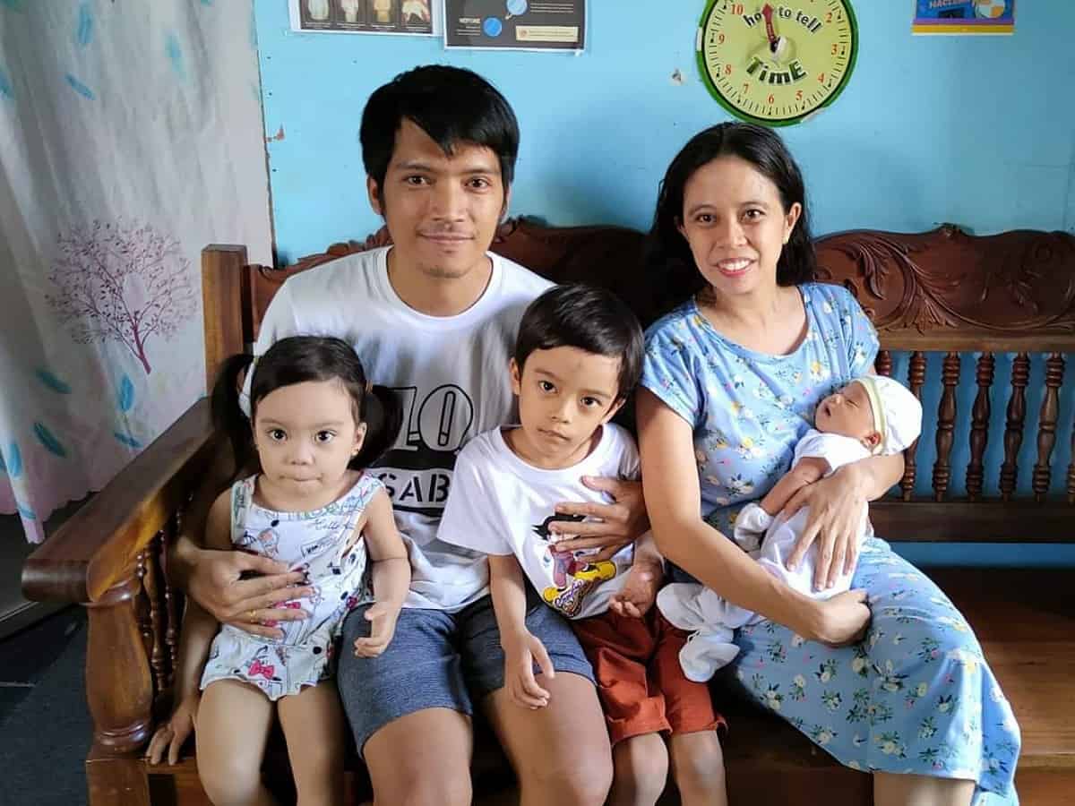 Mother gives birth to 3 children on same day, 3 years apart (photos)