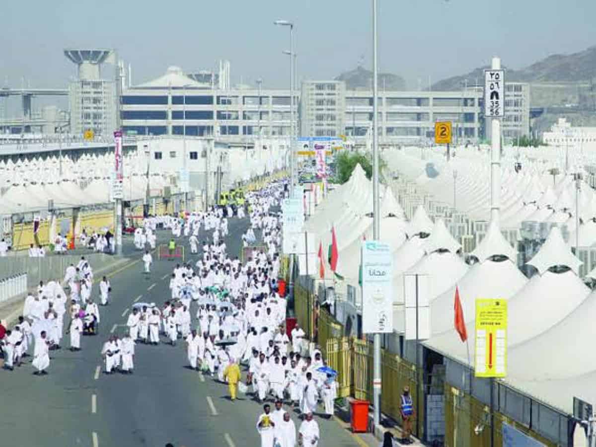 Saudi Arabia extends deadline for Haj housing permits