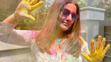 Hina Khan gets trolled brutally for celebrating Holi