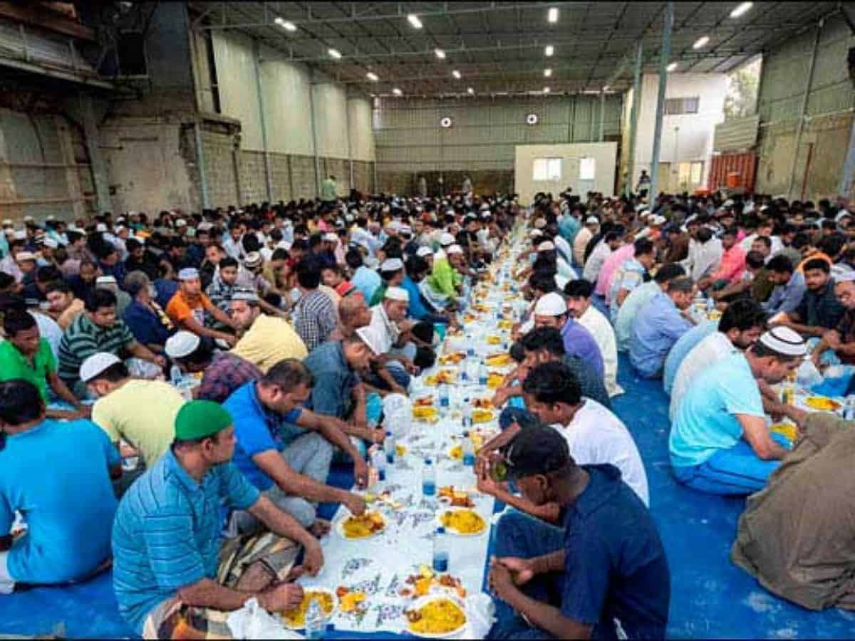 Ramzan 2023: Up to Rs 22 lakh fine for distributing iftar meals without permits in Dubai