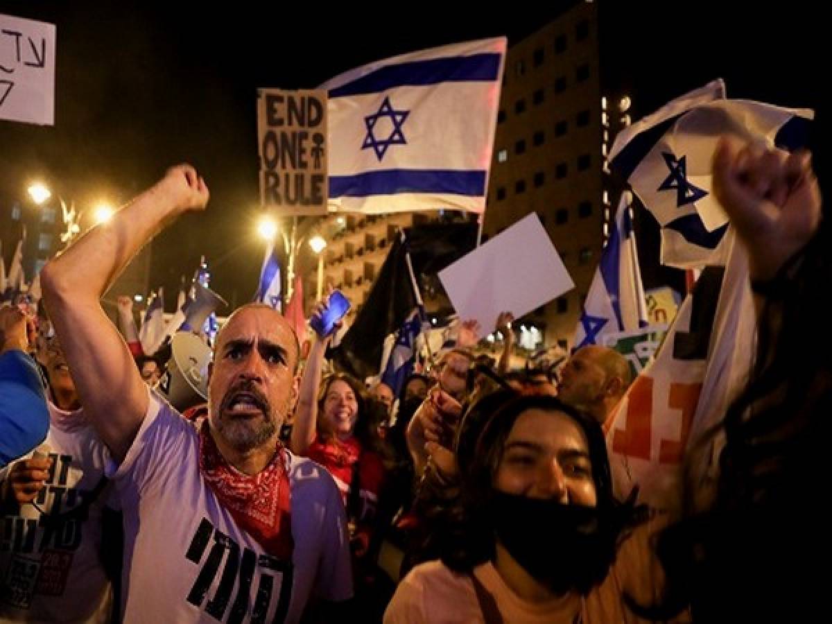 Israeli protest against planned judicial overhaul for 11th week