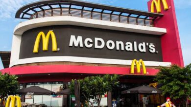 McDonald's temporarily shuts US offices, plans major layoffs