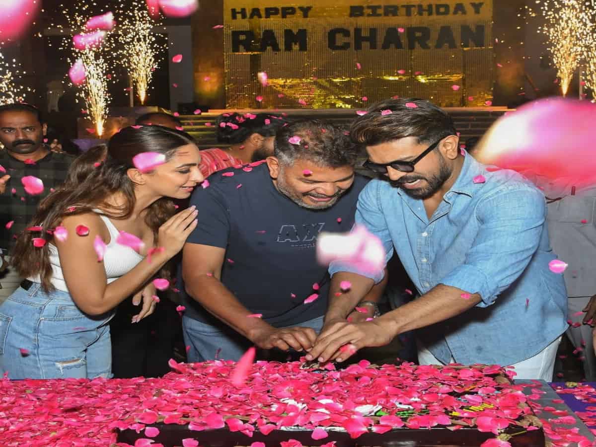 Ram Charan cuts birthday cake on RC15 set with Kiara Advani