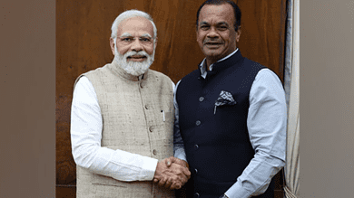 Telangana Cong MP meets PM Modi