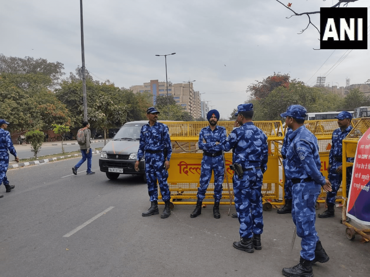 Security forces deployed outside CBI HQ before Sisodia's court appearance