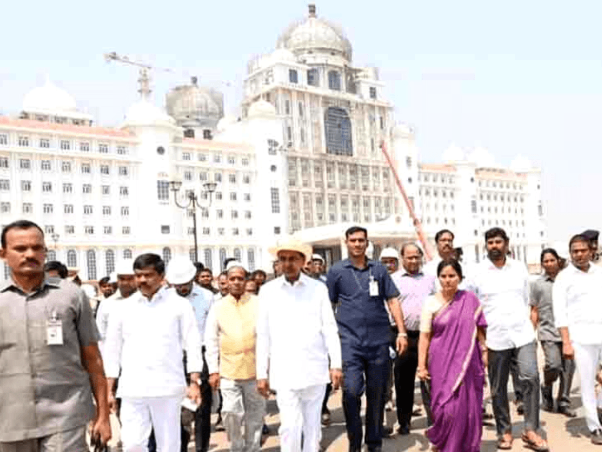 Hyderabad: KCR inspects works at Secretariat, Ambedkar Statue