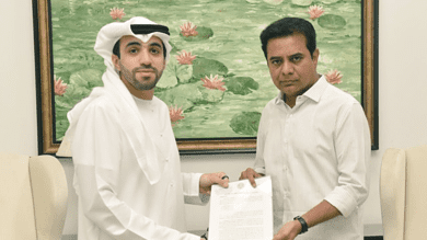 Release 5 Telangana NRIs: KTR urgers UAE government