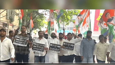 Cong besiege Hyderabad collector's office demanding chairman's suspension