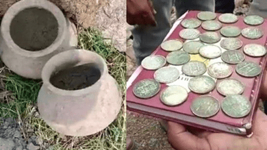 Telangana: Pots loaded with Silver coins found in Karimnagar