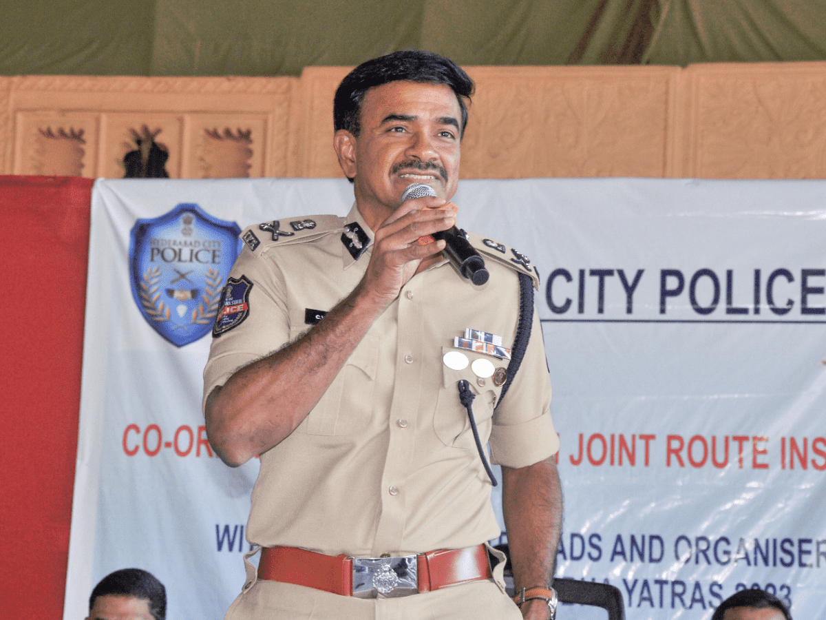 14 K police personnel, four incidents, Holi passes off peacefully in Hyderabad