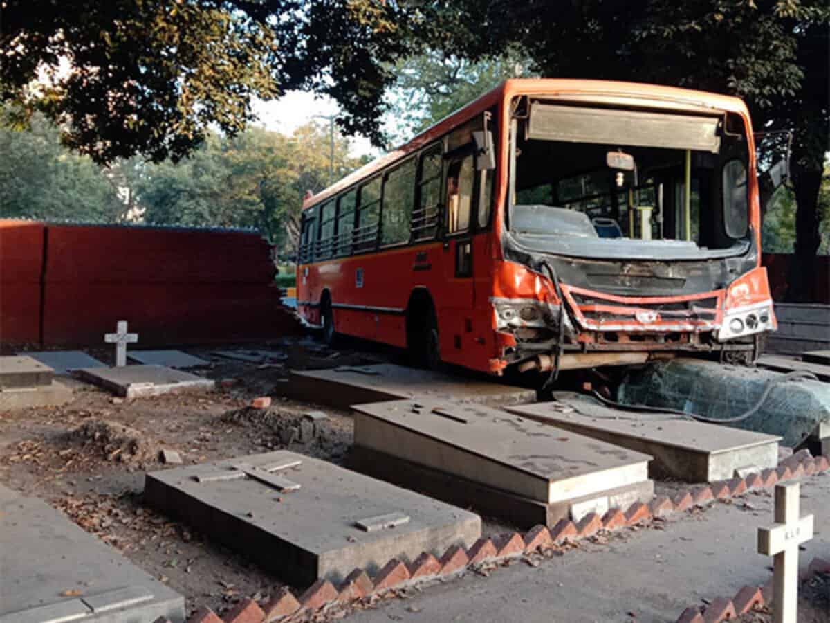 delhi bus 1