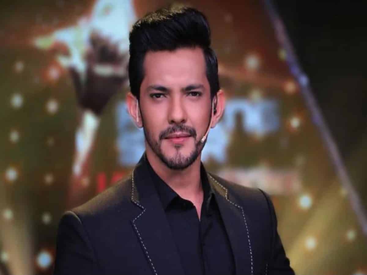 Aditya Narayan claims he and his father faced politics in music industry
