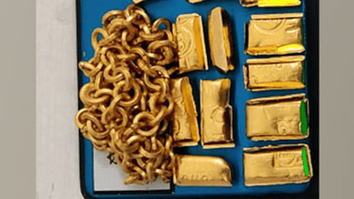 Gold worth Rs 50 lahks seized at Hyderabad airport-