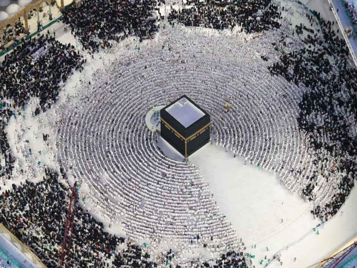 1.5M worshippers visited Makkah's Grand Mosque on night of Ramzan 25th