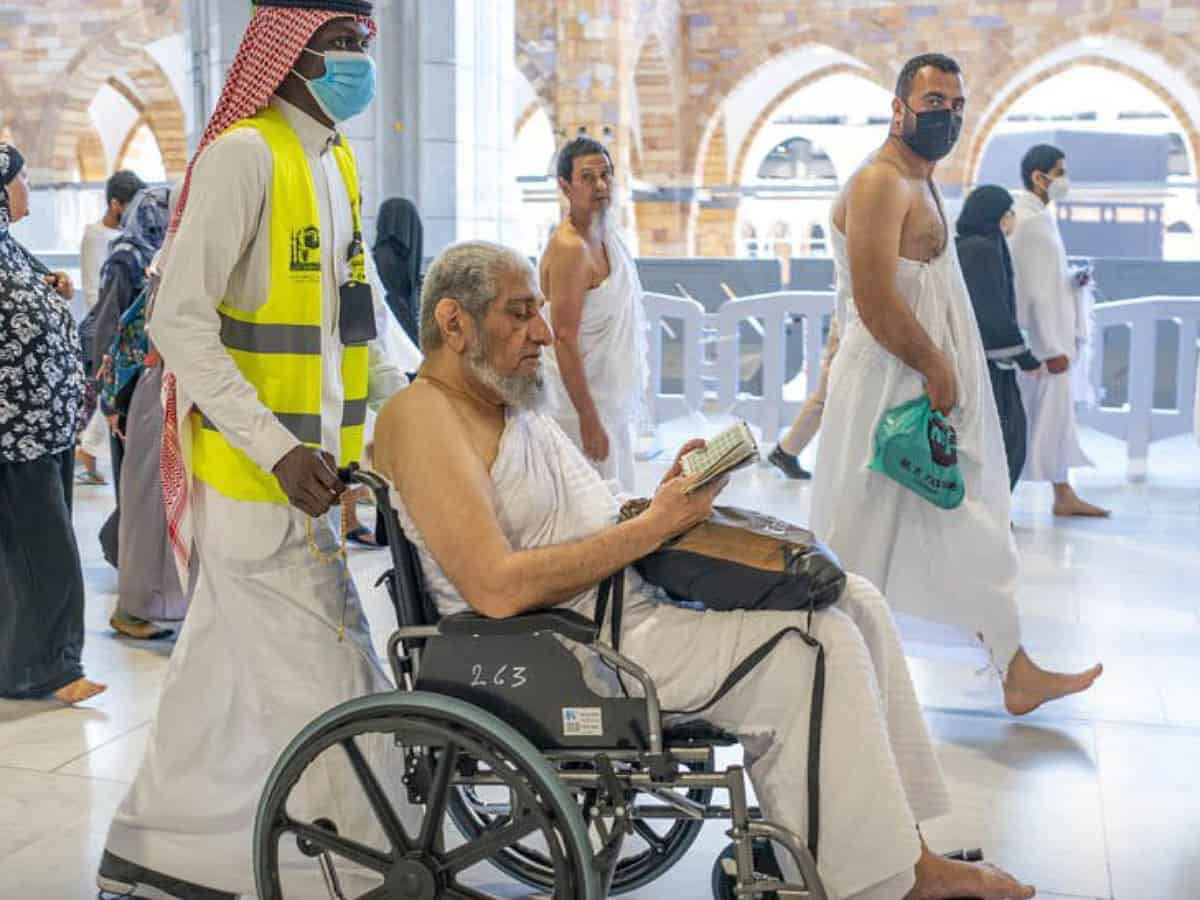 Saudi: Several entrances, exits opened in Grand Mosque amid surge of pilgrims