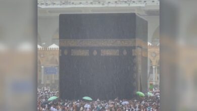 Watch: Heavy rain pours down on pilgrims performing Umrah in Makkah