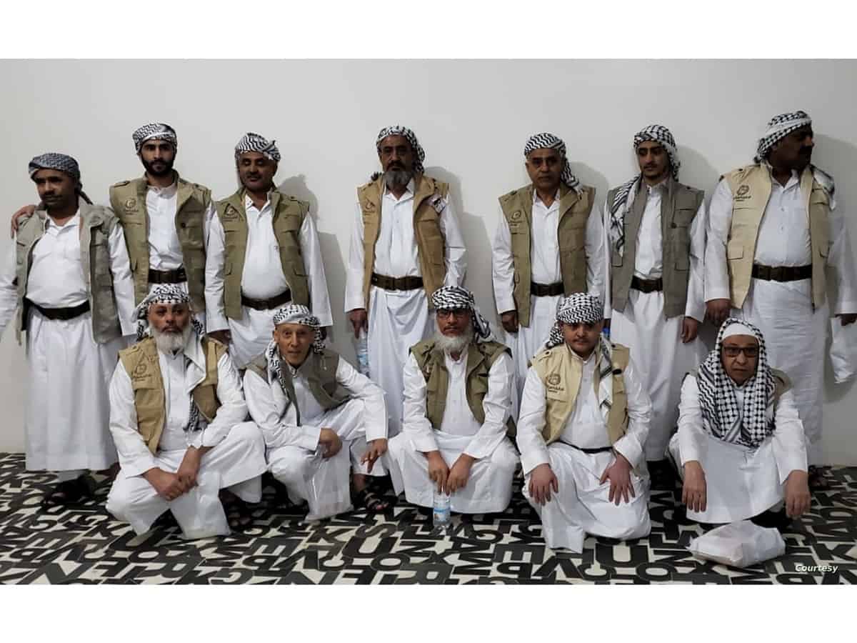 Saudi Arabia frees 13 Houthi prisoners as Omani officials visit Sanaa