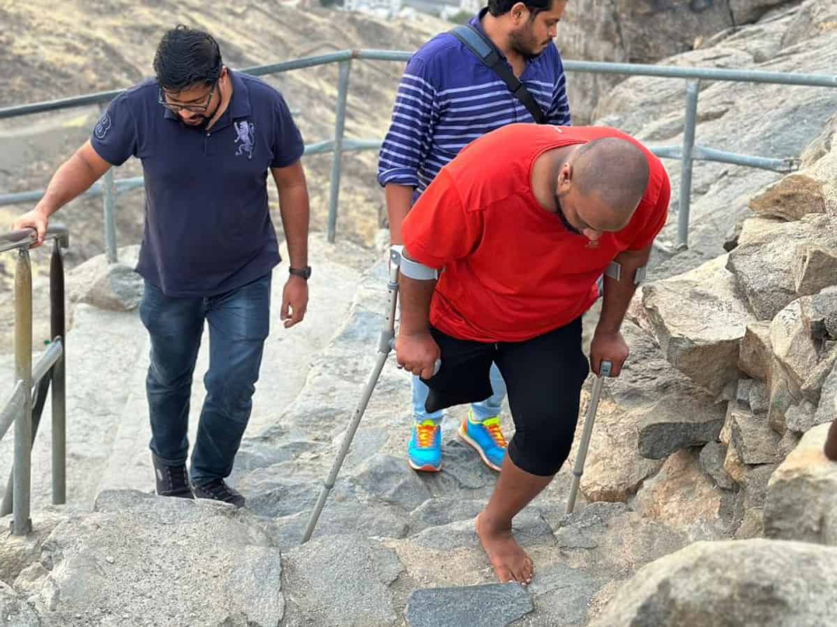 UAE-based Indian amputee footballer climbs 640-metre tall Jebel Al-Noor mountain in Makkah