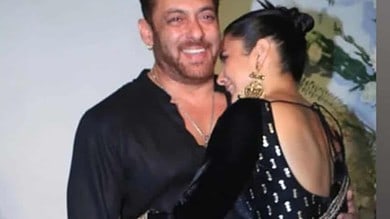 Salman Khan advising Shehnaaz to 'move on' proves how sympathetic he is towards his friends