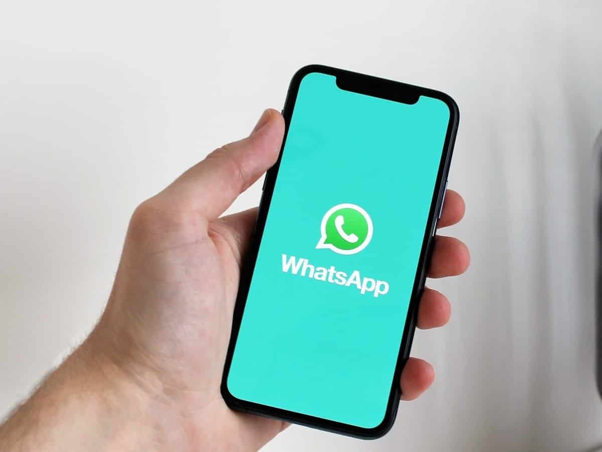 WhatsApp account on multiple phones