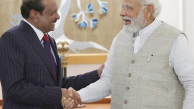 UAE based Indian bizman Yusuff Ali meets PM Narendra Modi