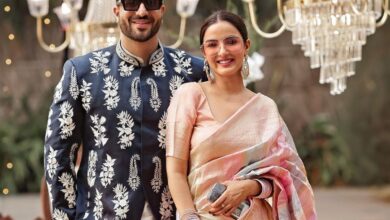 Jasmin Bhasin, Aly Goni's 'engagement' photo goes viral