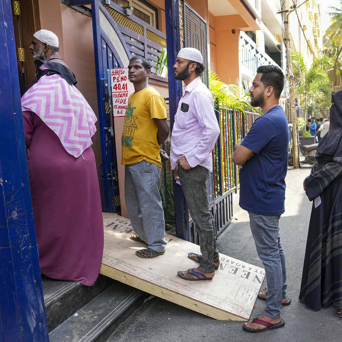 In Pics: Karnataka Assembly Polls