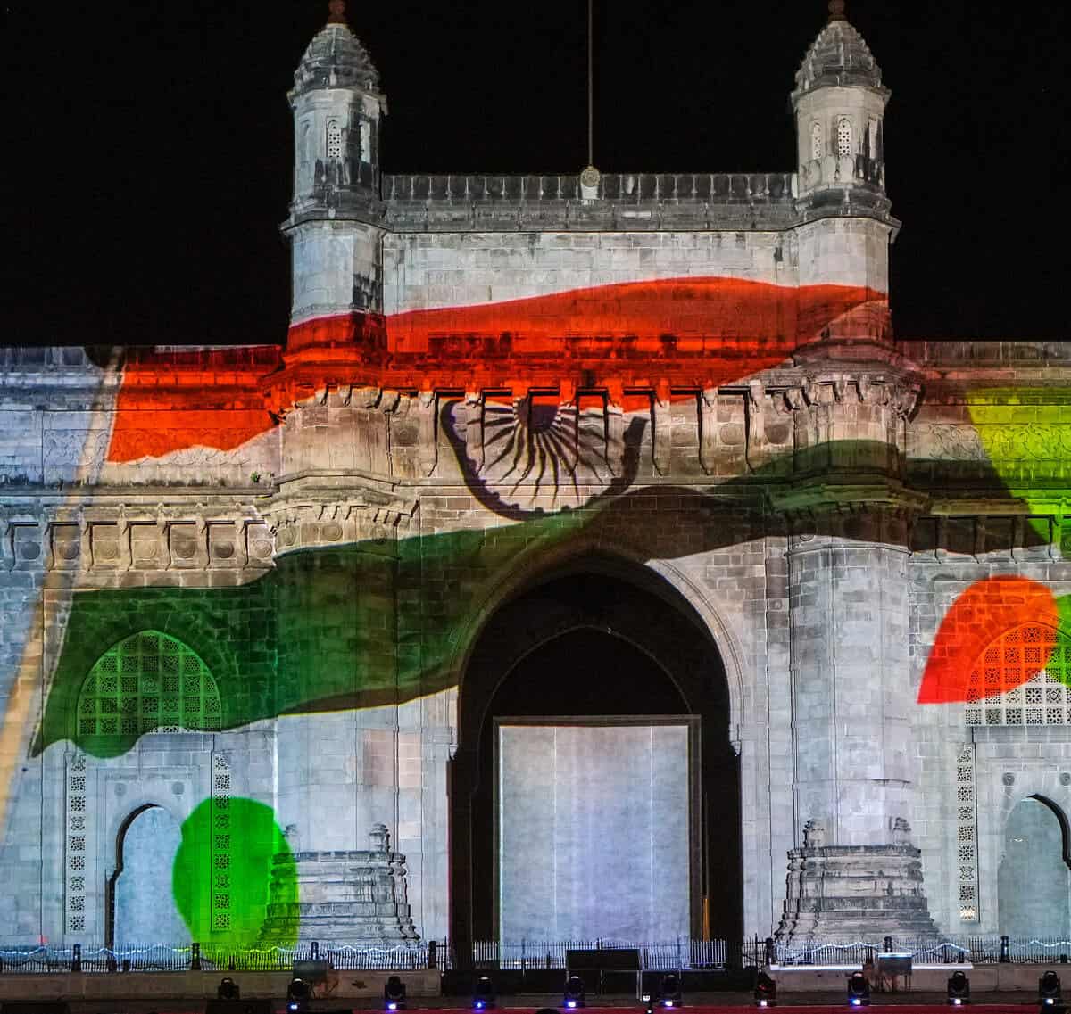 G20 delegates visit Gateway of India