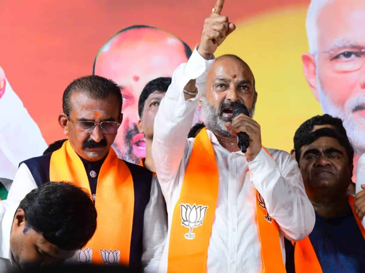 BJP promises to fill 2L govt job vacancies in Telangana if voted to power