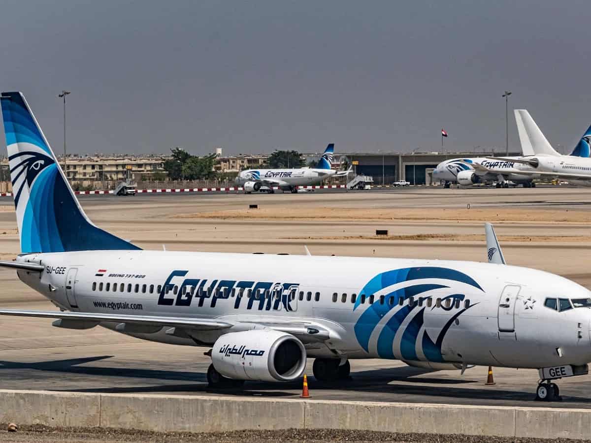 Egyptian plane landed safely at Jeddah airport after one of its tires exploded