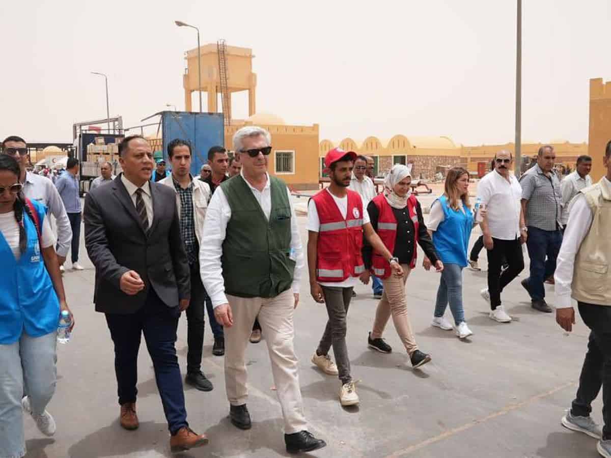 UN refugee chief visits Egypt-Sudan border crossing