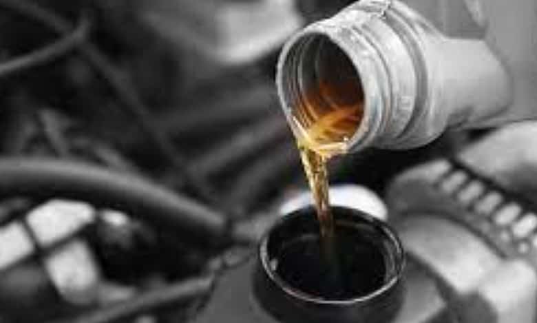 Lebanon signs deal to get more fuel oil from Iraq
