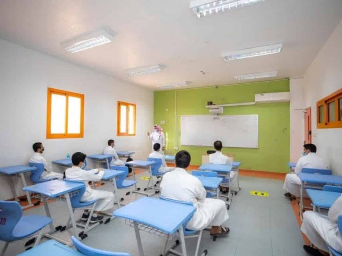 Saudi allows teachers to provide private evening lessons in schools, home