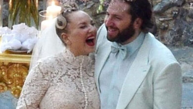 Singer Sia secretly gets married to boyfriend at luxury villa in Italy