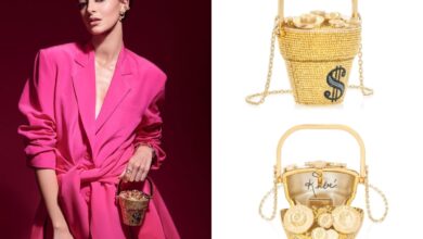 Ananya Panday's 'gold handbag' grabs attention, see price