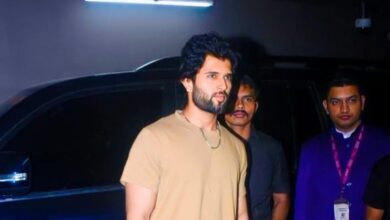 Vijay Deverakonda surprises fans at a cafe in Secunderabad