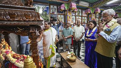 Jaishankar at Sree Vinayak temple in Delhi