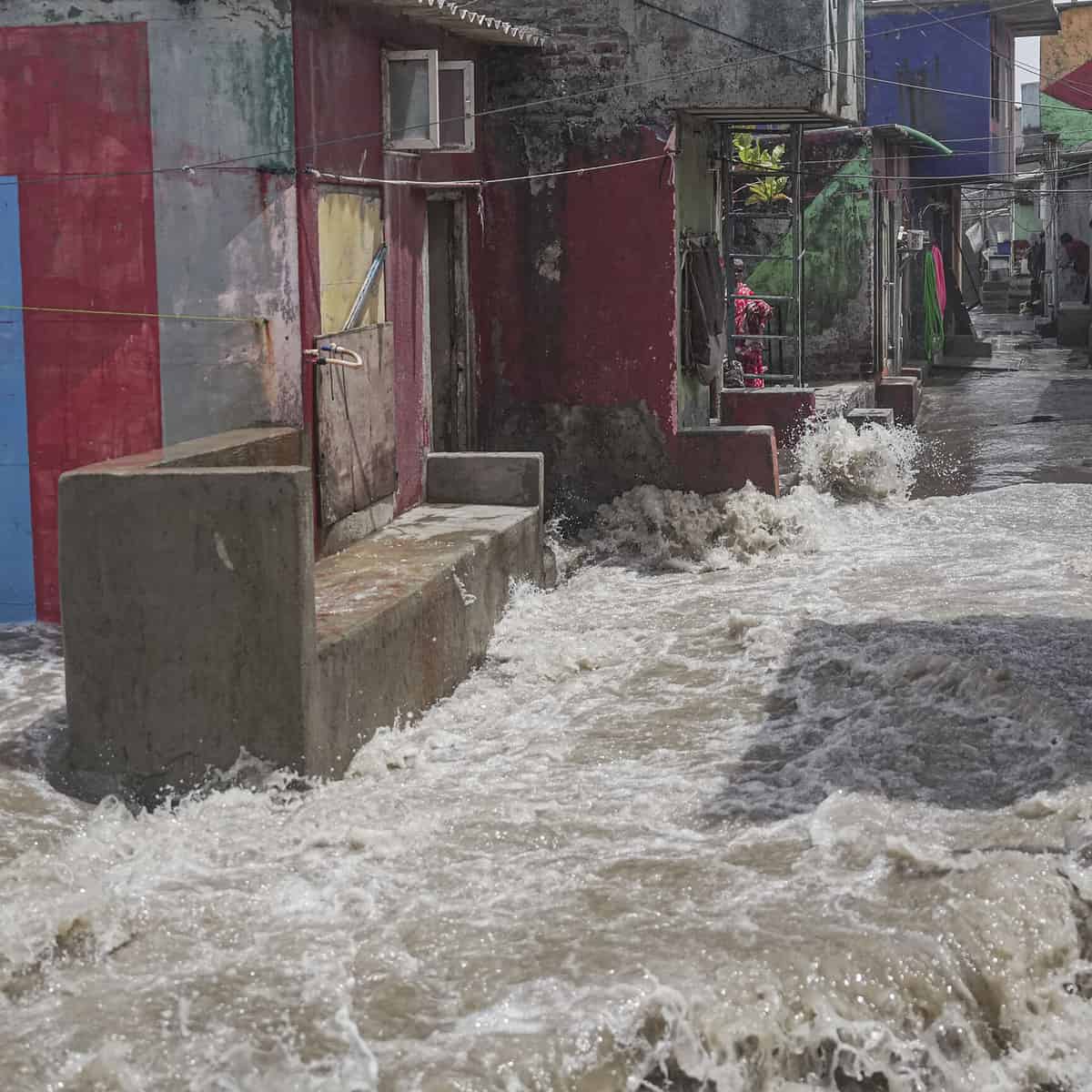 Cyclone Biparjoy: High Tide in Mumbai