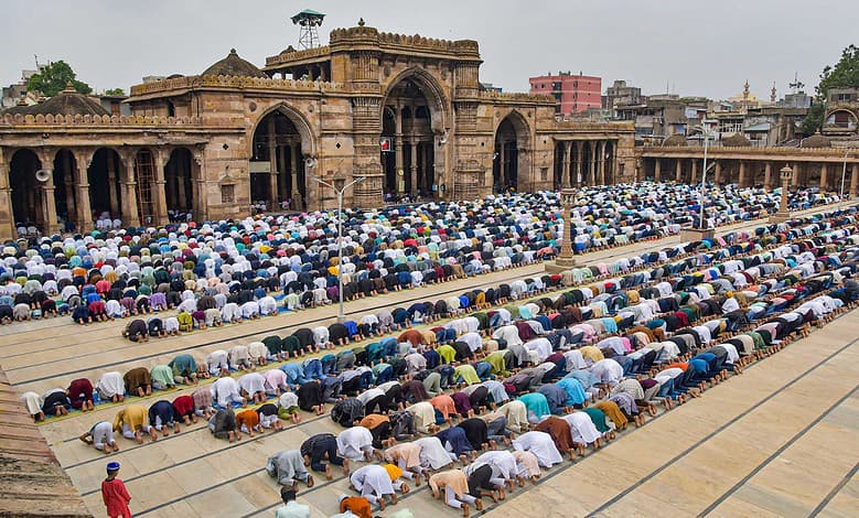 HC slams Delhi civic body for locking parks’ gates next to Jama Masjid